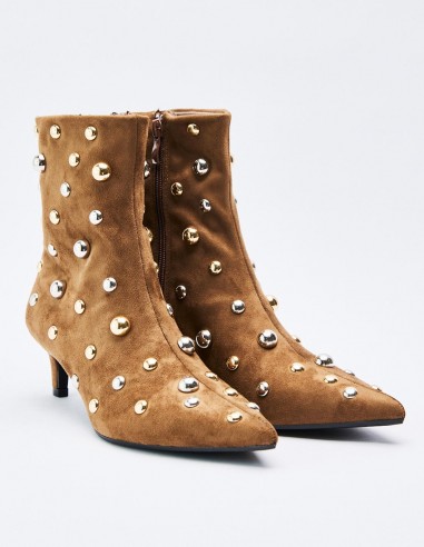 BOTÍN TACÓN EFECTO SERRAJE BOTÍN TACÓN EFECTO SERRAJE