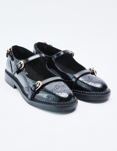 ZAPATO PLANO EFECTO BRILLANTE