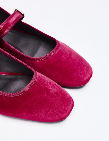 BAILARINA EFECTO ATERCIOPELADO BAILARINA EFECTO ATERCIOPELADO