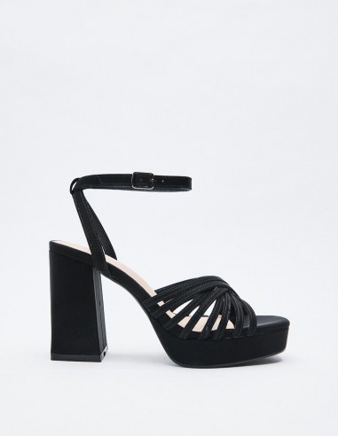 SANDALIA TACÓN EFECTO SERRAJE