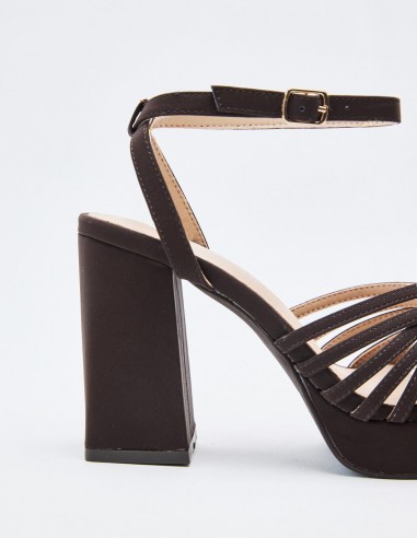 SANDALIA TACÓN EFECTO SERRAJE