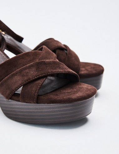 SANDALIA  EFECTO SERRAJE  PLATAFORMA