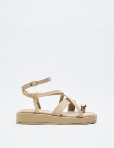 SANDALIA EFECTO SERRAJE