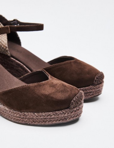 ZAPATO CUÑA EFECTO SERRAJE