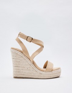 SANDALIA CUÑA EFECTO