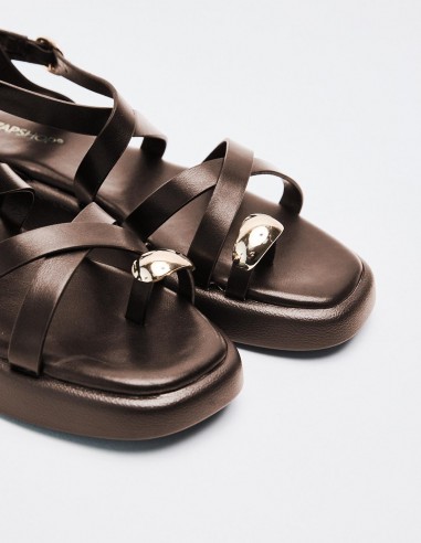 SANDALIA EFECTO PIEL