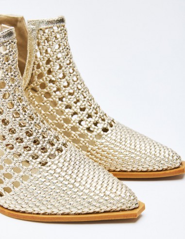 BOTÍN TACÓN EFECTO METALIZADO