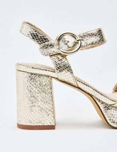 SANDALIA TACÓN EFECTO METALIZADO