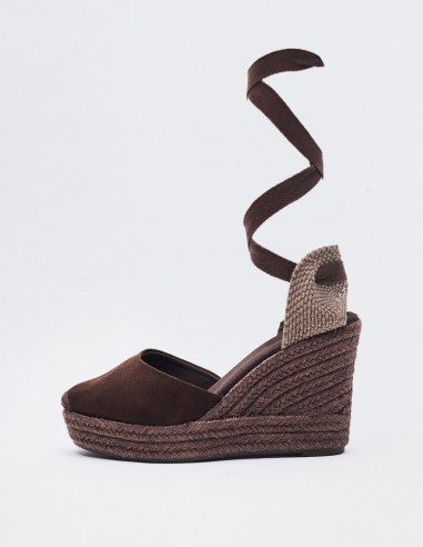 SANDALIA CUÑA EFECTO SERRAJE