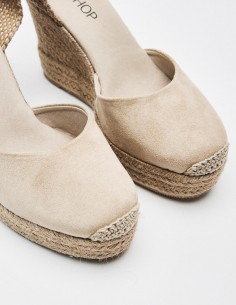 SANDALIA CUÑA EFECTO SERRAJE 2