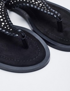 SANDALIA PLANA EFECTO SERRAJE 2