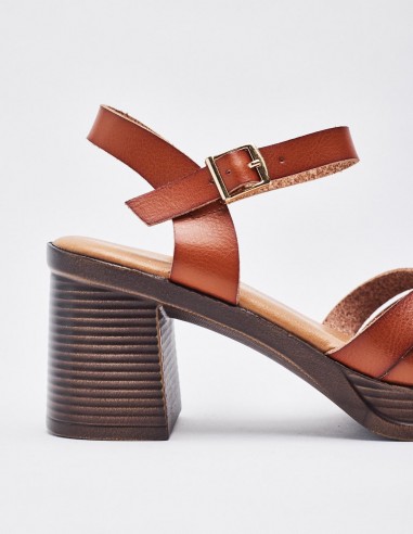 SANDALIA TACÓN ANCHO