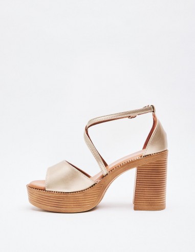 SANDALIA METALIZADA PLATAFORMA