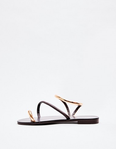 SANDALIA DETALLE METÁLICO