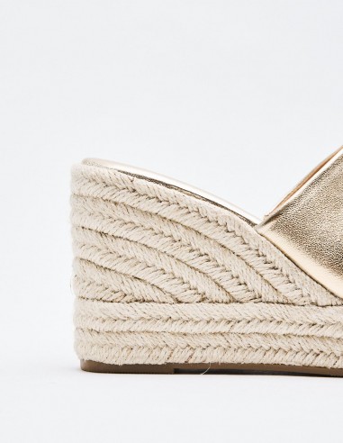 SANDALIA PLATAFORMA CUÑA YUTE