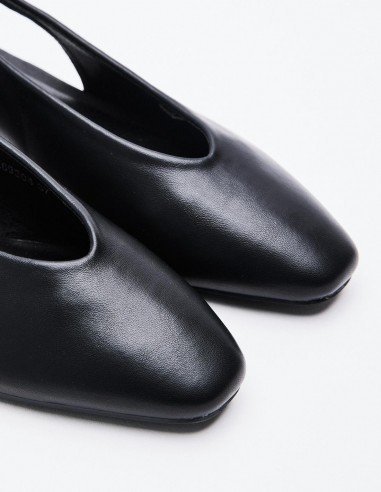 ZAPATO TACÓN CUADRADO