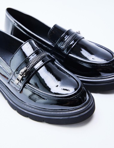 MOCASÍN PLANO EFECTO CHAROL